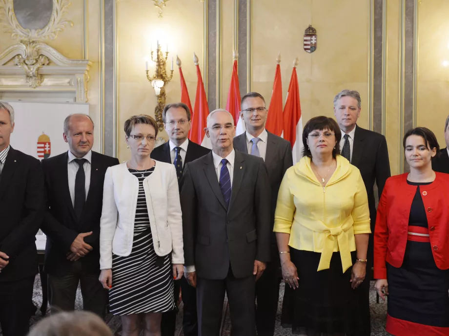 Balog miniszter bemutatta államtitkárait
