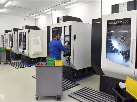 Háromszorosára bővült a 77 Elektronika balatonfüredi üzeme