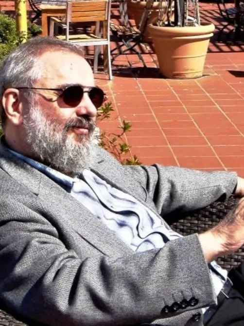 Meghalt Dr. Simon Kis Gábor
