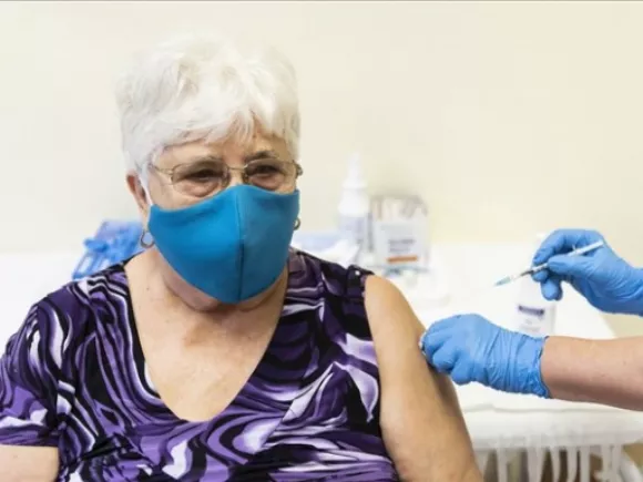 Nem rontja egymás hatásosságát az influenza- és a Covid-emlékeztető oltás