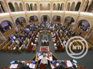 Benyújtották a vényköteles gyógyszerek áfamentességéről szóló törvényjavaslatot