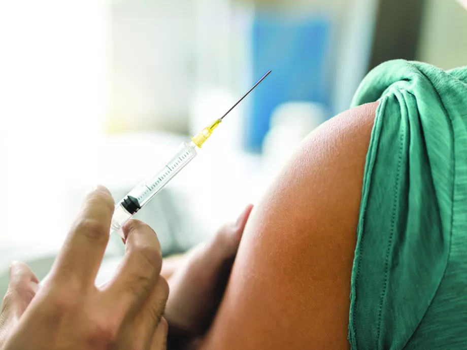 Oltásokba vetett bizalom – helyzetkép, meghatározó tényezők, cselekvési lehetőségek