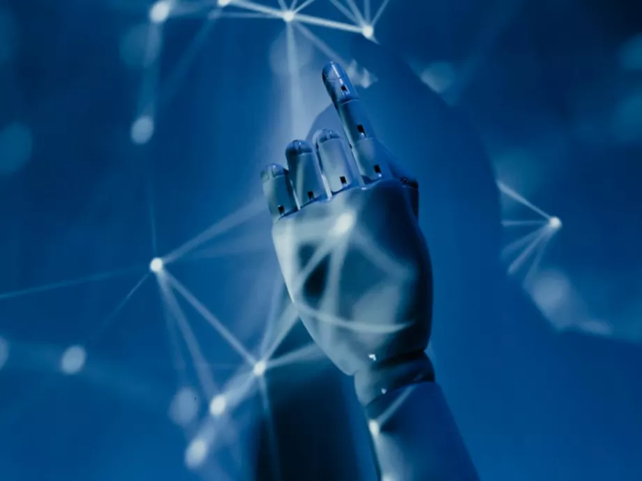 Összefog a Moderna és az OpenAI